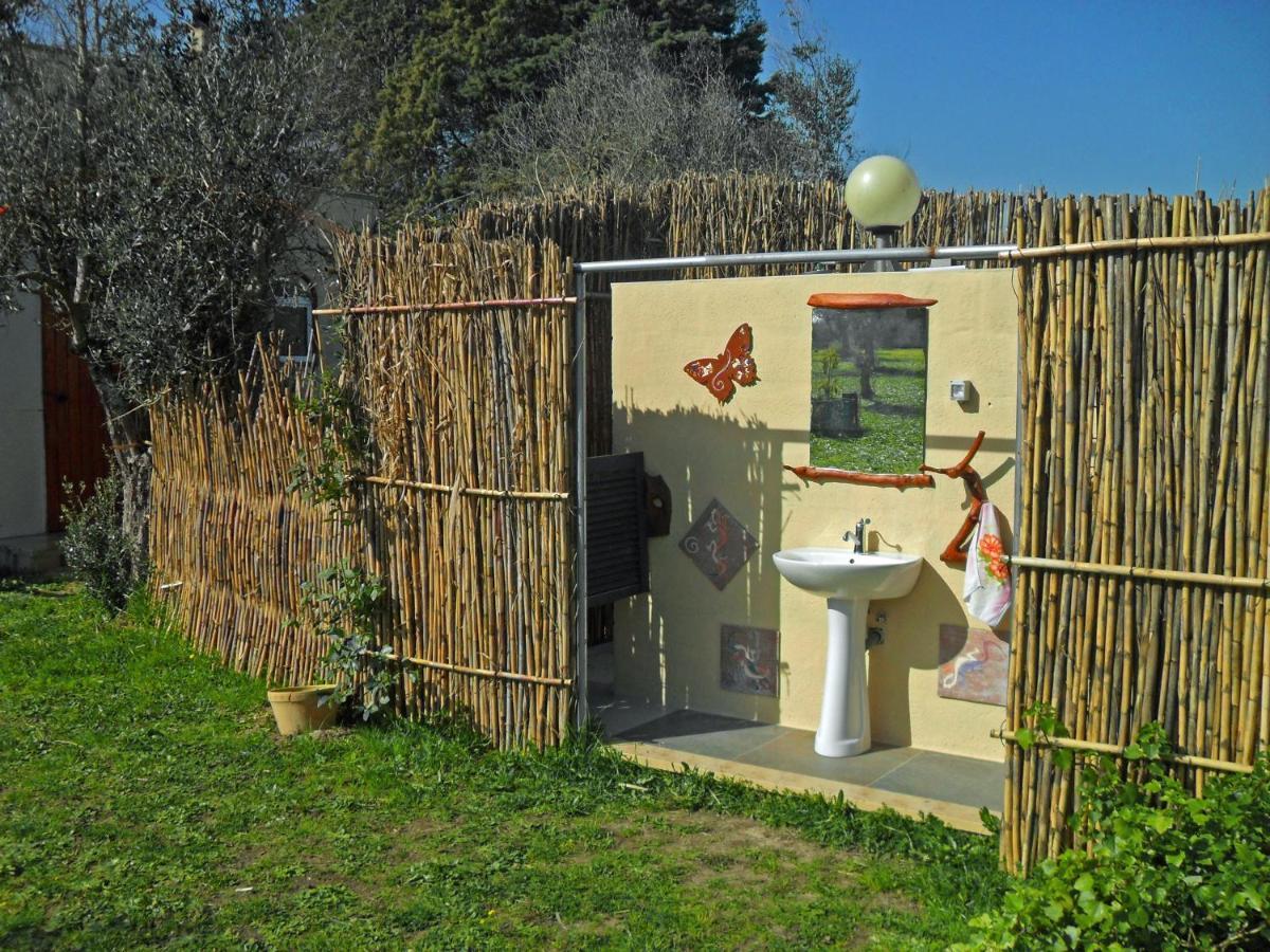 Camping Terreno-Ro-Bi-Li Hotel Cutrofiano Exterior photo